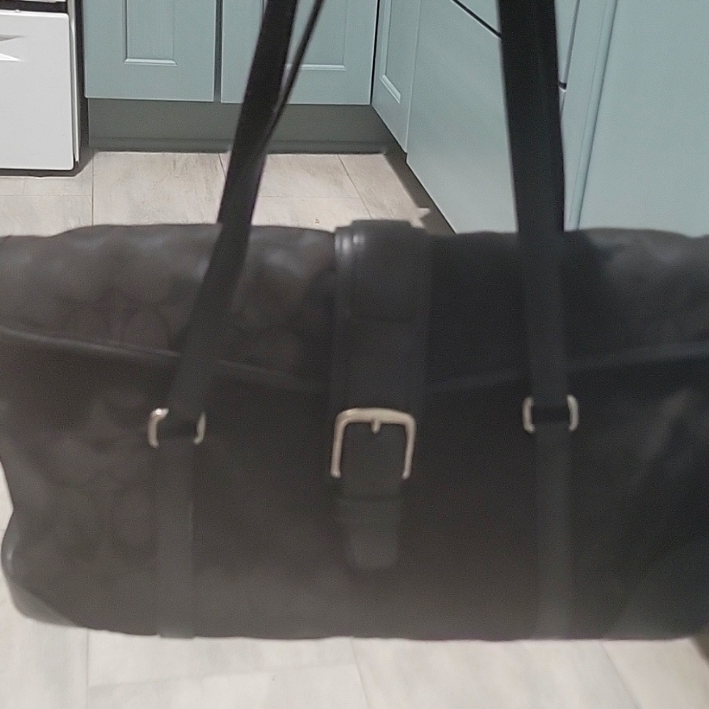 Coach black shoulder bag